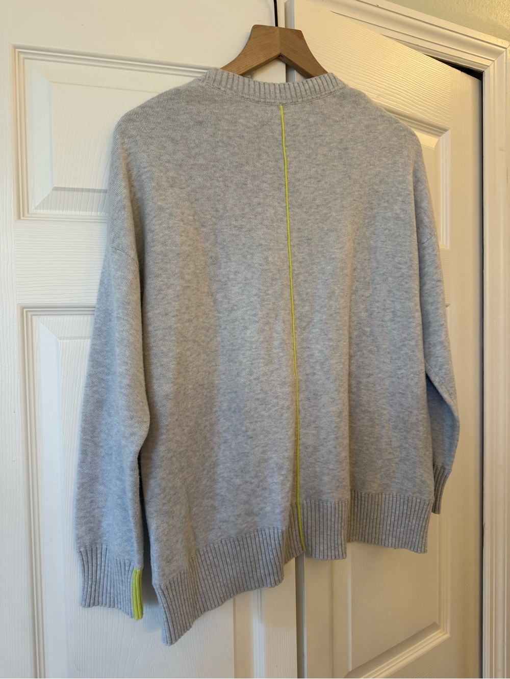 Kinross cashmere sweater - Picture 7 of 8